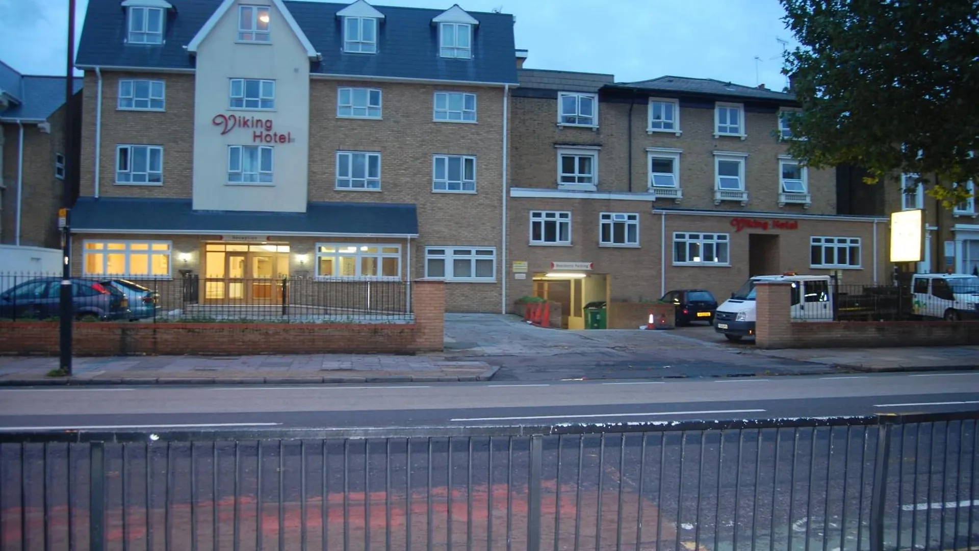 Viking Hotel London